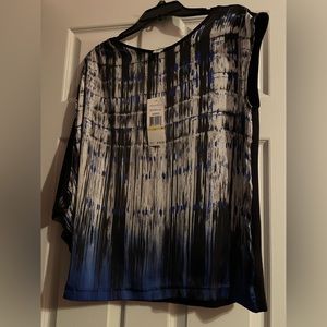 Kenneth Cole top. Stone grey combo. Size M.